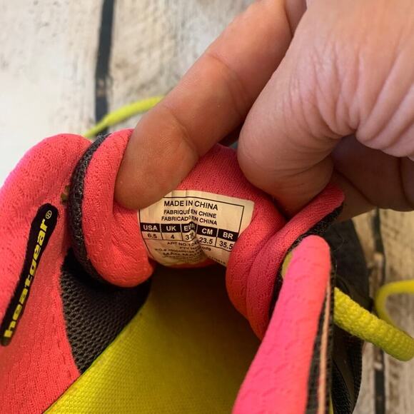 UNDER ARMOUR Women’s MicroG Monza Running Shoe - Pink/Black/Yellow / Size: 6.5 - Picture 4 of 9